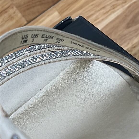 NEW Naturalizer 7.5 Women's Vanessa Gold Rhinestone Silver Block Heel Shoes - Picture 4 of 10